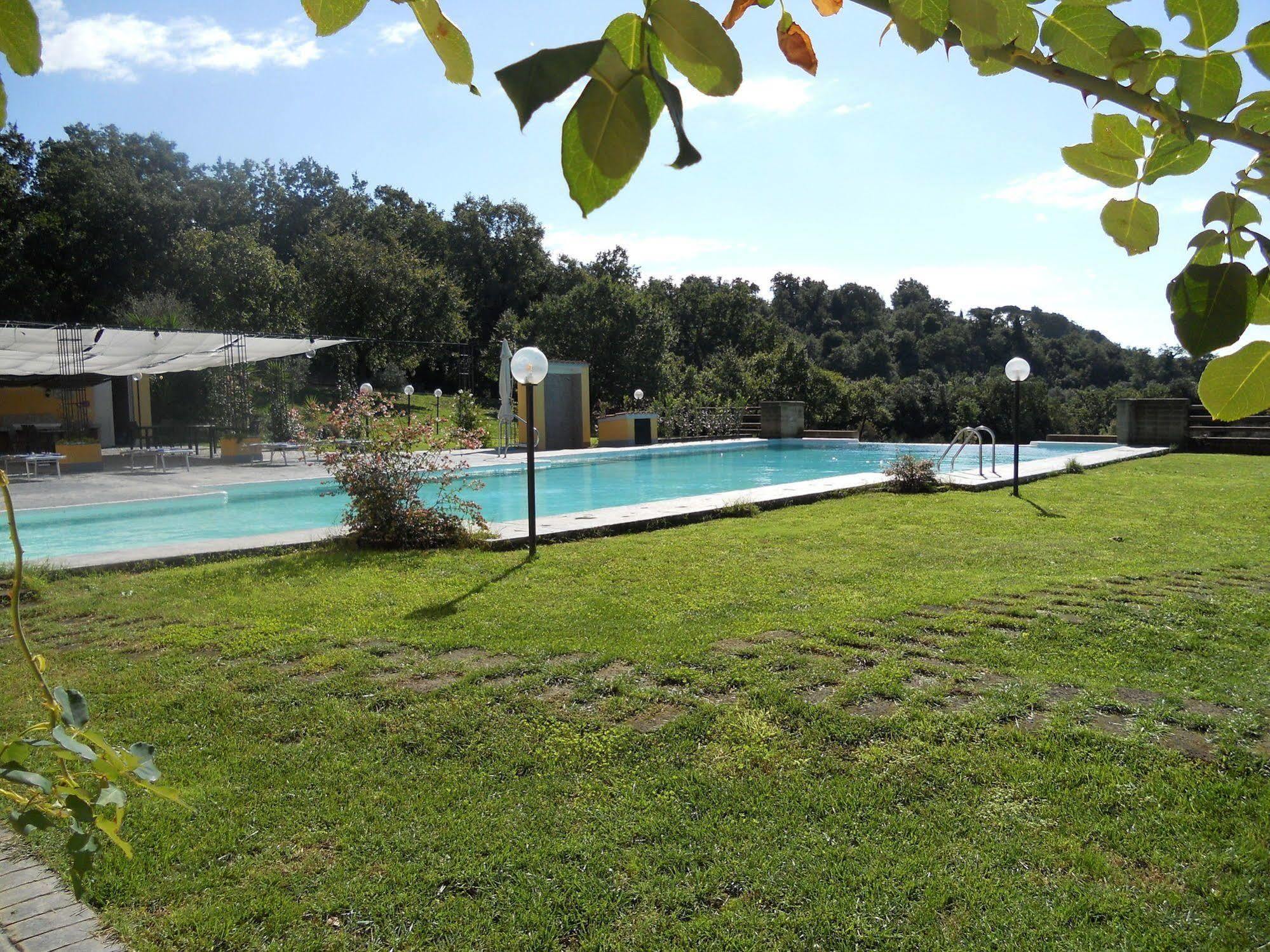 Agriturismo Il Casale Delle Ginestre 피우미치노 외부 사진
