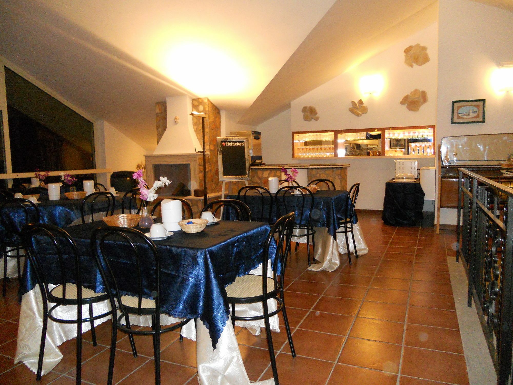 Agriturismo Il Casale Delle Ginestre 피우미치노 외부 사진
